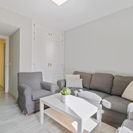 Apartamento En Calle Cuarteles De Dos Habitaciones Málaga Extérieur photo