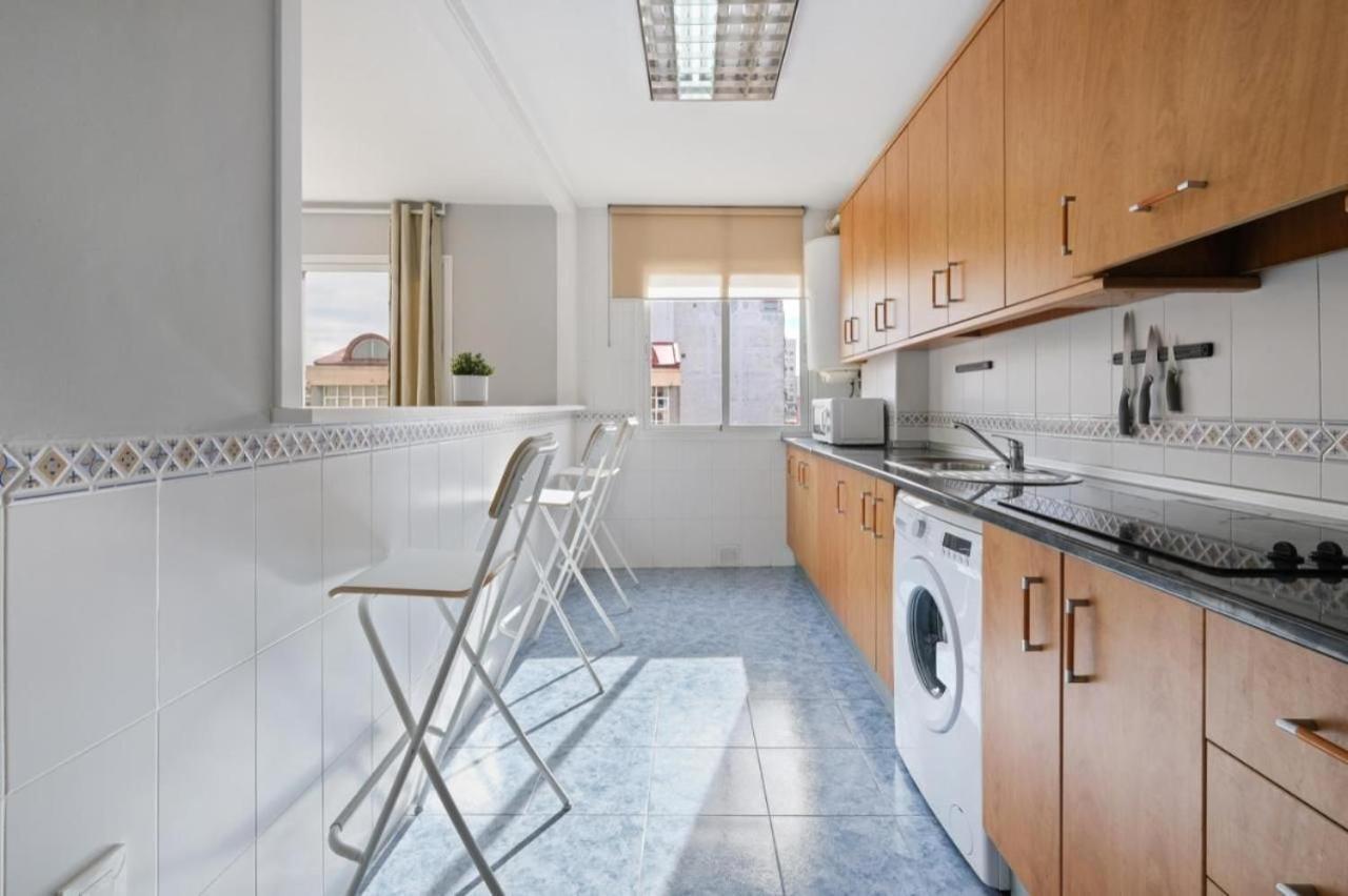Apartamento En Calle Cuarteles De Dos Habitaciones Málaga Extérieur photo